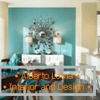 Culoarea turcoazului pe perete și mobilier - o soluție luminoasă pentru bucătărie în culori deschise