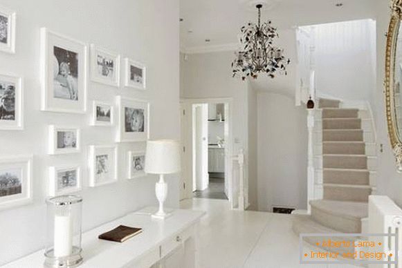 Sala albă în stil clasic
