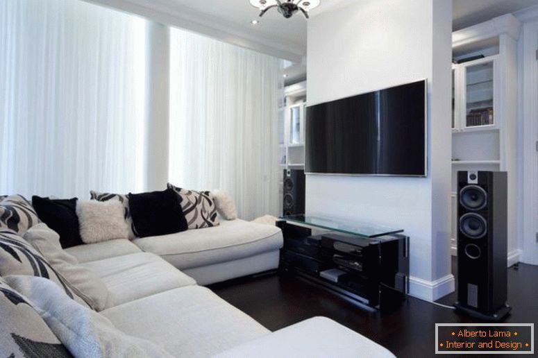impresionante-alb perdele-interior-apartament-hol-cu-alb-canapele-on-the-negru-podea-it-si-a-mici-candelabru-can-add-the-Beauty-in-room-design- idei