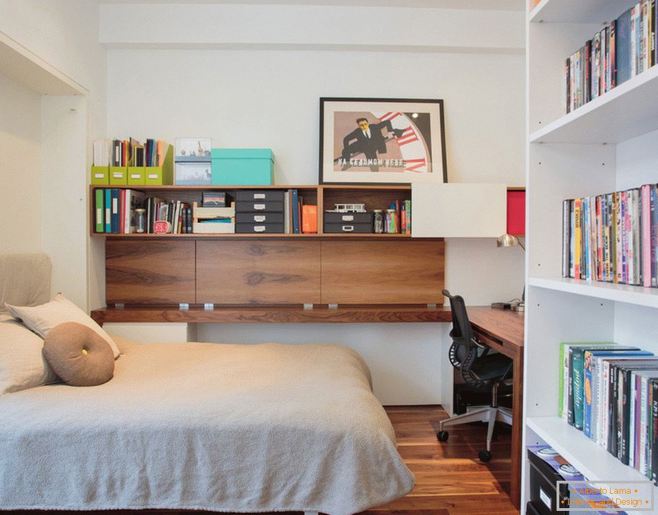 Un dormitor în biroul unui duplex elegant în Manhattan
