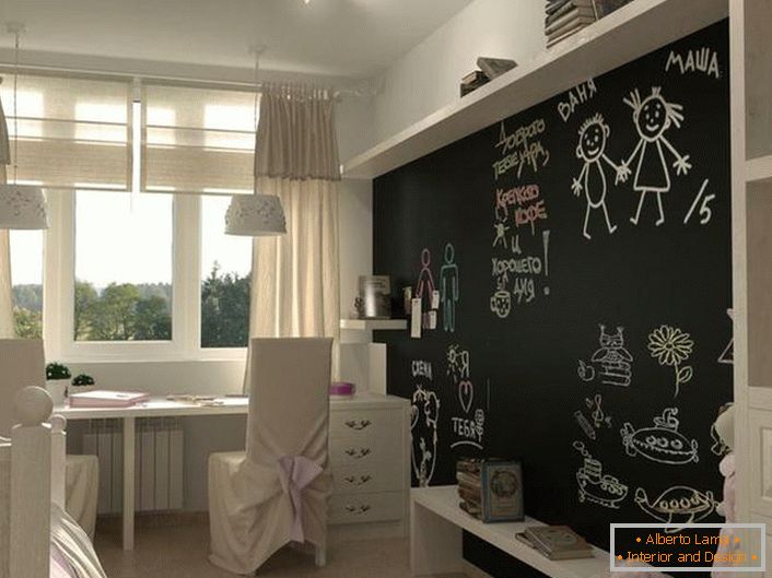 O soluție creativă pentru stilul loft este un zid sub forma unei plăci de desen.