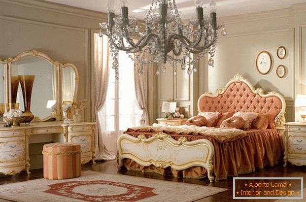 dormitor în stil clasic