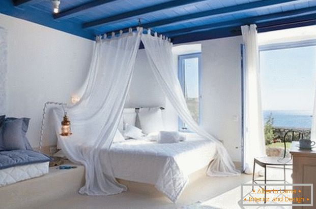 Dormitor în stil mediteranean