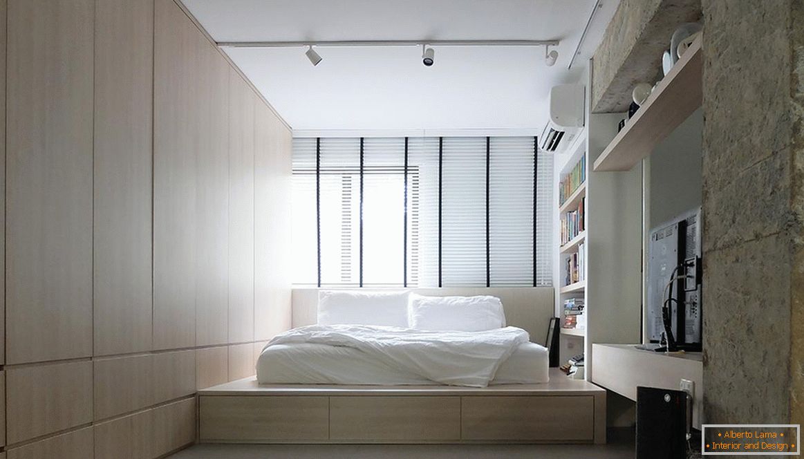 Dormitor interior într-un apartament mic