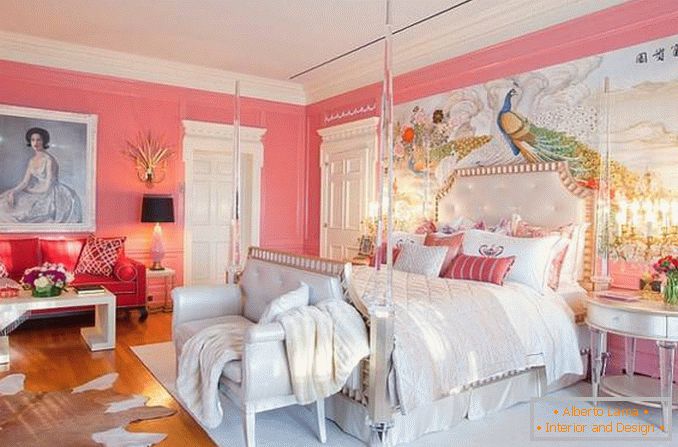 Eclectism elegant în dormitorul roz