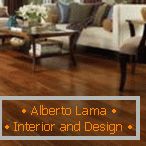 Cum de a picta un parchet este o instrucțiune simplă pentru