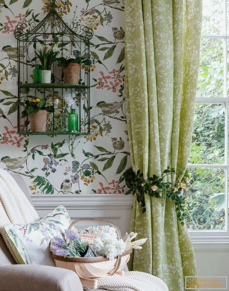 verde-țară-living-cu-floral-wallpaper_0
