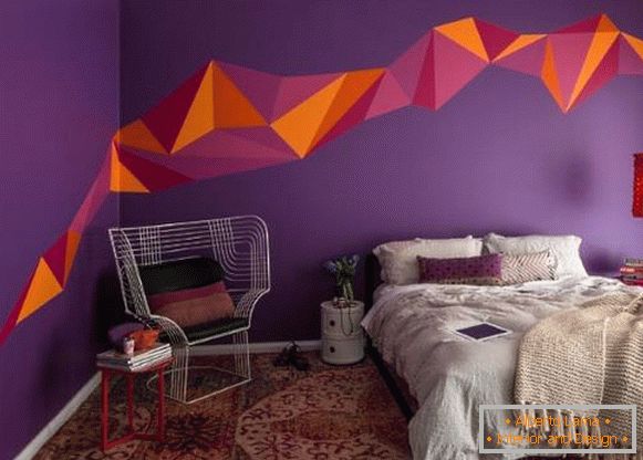 Idei pentru zugrăvirea pereților într-un apartament în violet