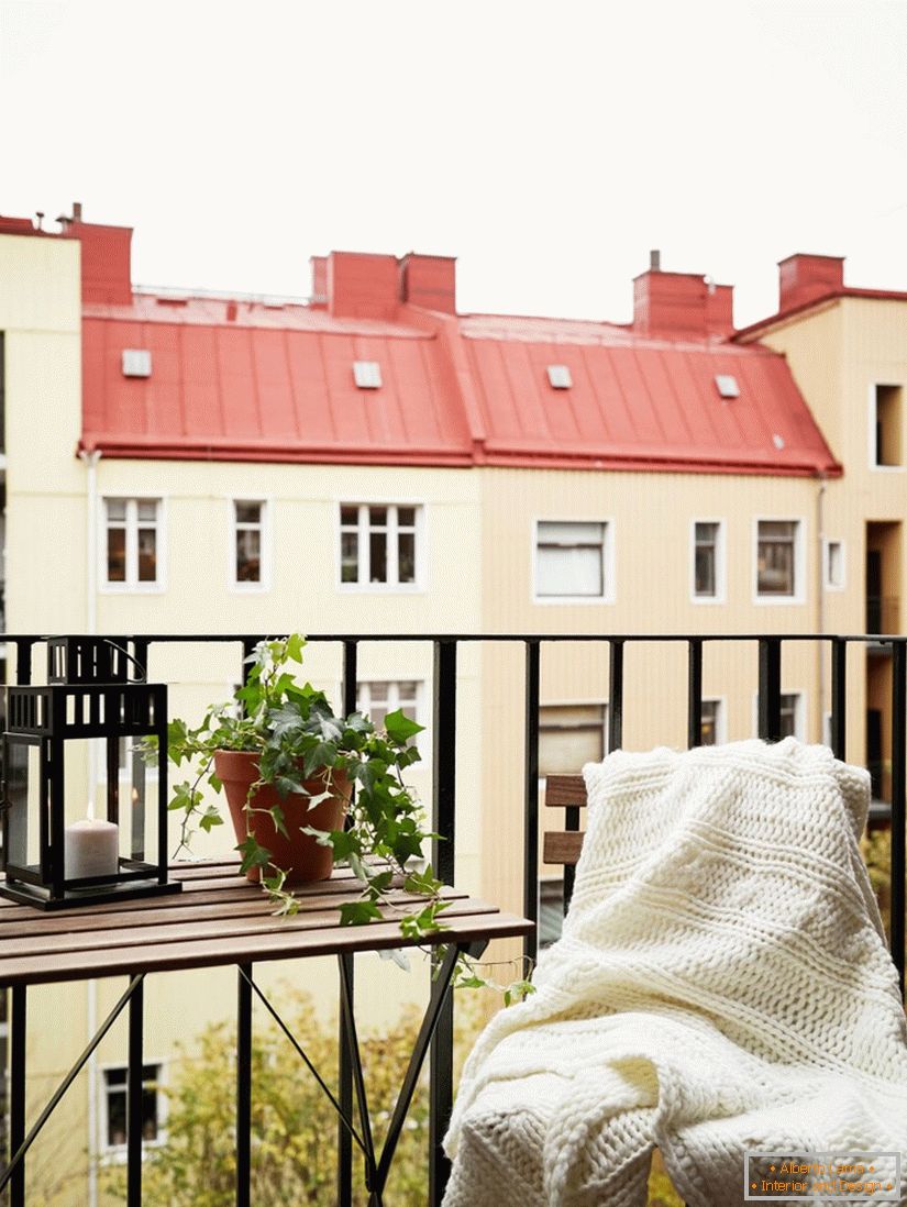 Casă cu balcon în Suedia