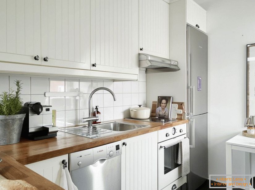 Bucătărie setată acasă în Suedia