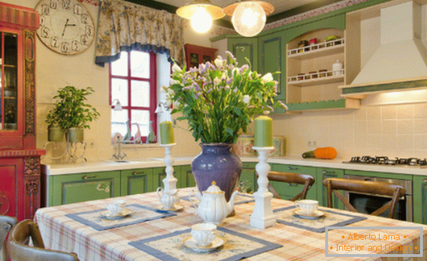 bucătărie mică în stilul unei fotografii din Provence интерьер 
