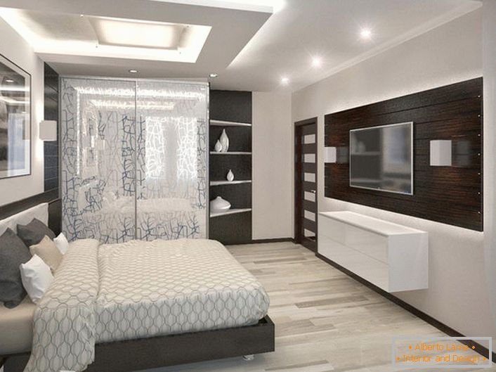 Cameră luminoasă și spațioasă, în stil high-tech. Mobilierul potrivit se combină organic cu elementele de decorare.
