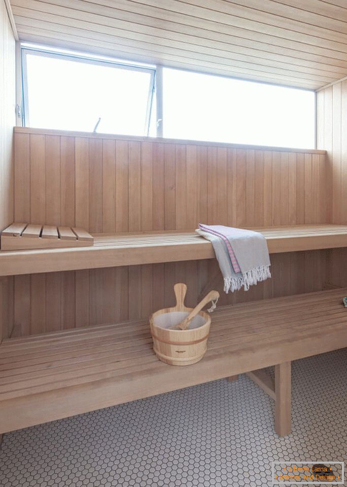 Interiorul unei mici saune