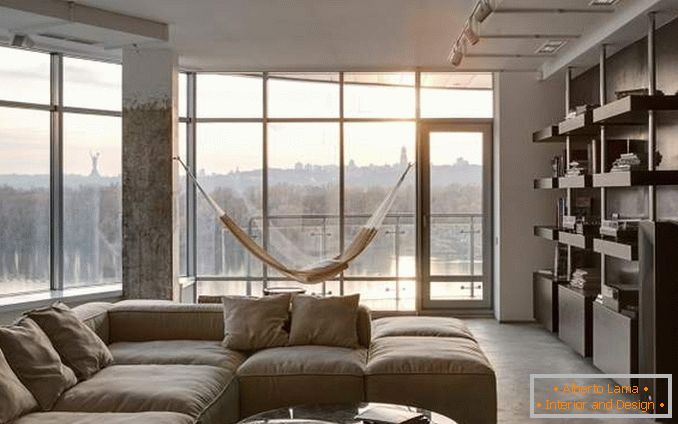 Fereastra panoramică în apartament - fotografie din designul camerei de zi
