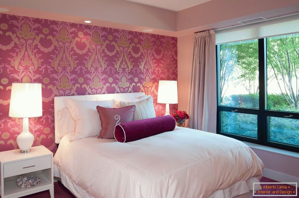 Imagine de fundal roz în dormitor