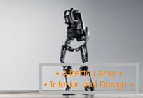 Exoscheletul robotizat Ekso Bionic