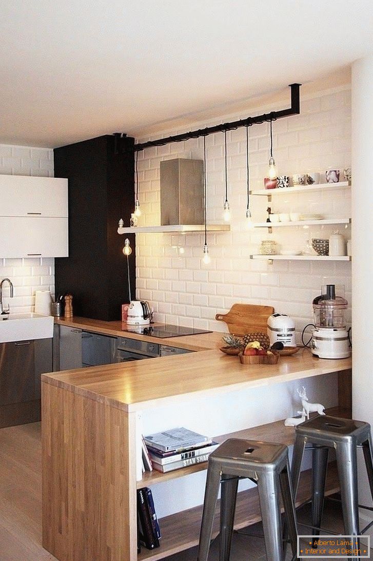 Bucătărie mică în stil scandinav