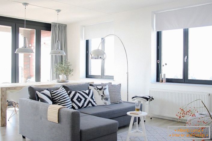 Living-sufragerie în stil scandinav
