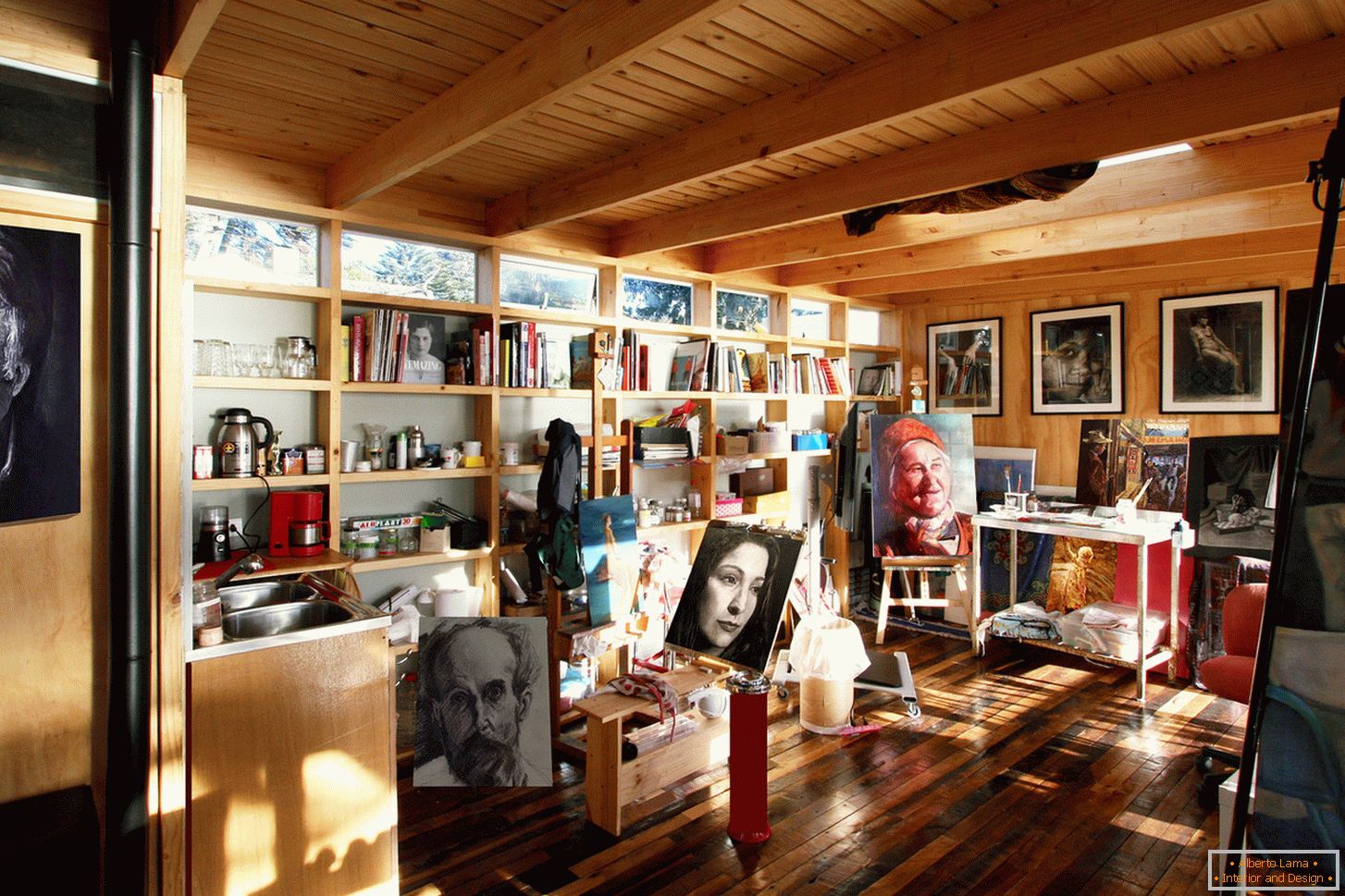 Studio de artă в современном доме
