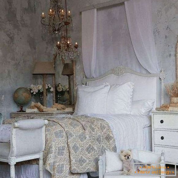 Dormitor chic elegant - o fotografie in tonuri gri