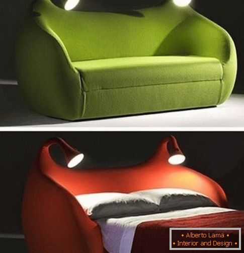 Canapea în stil futurist