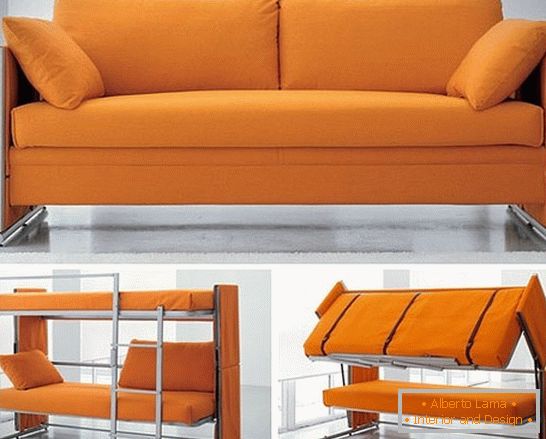 Mobilier-transformator de pe canapea într-un pat cu două nivele