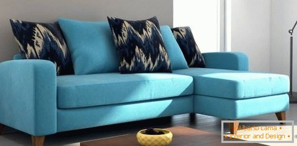 Fotografie de canapea mică în colț albastru