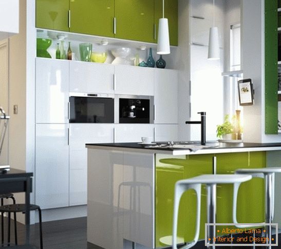 Culoare accentuată în designul bucătăriei